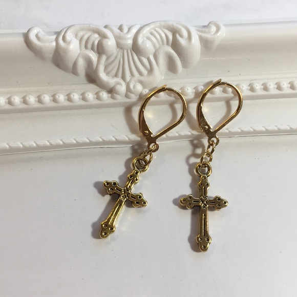 New Gold Cross Earrings Elegant NEW Hypoallergenic - Picture 5 of 8